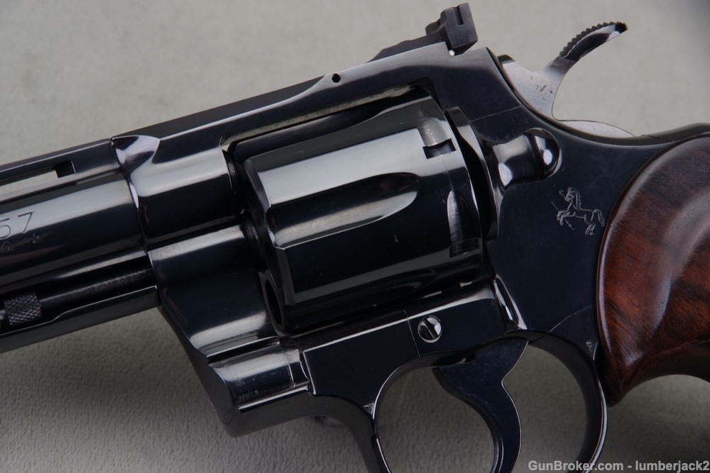 1967 Colt Python 357 Magnum 6'' Royal Blue with Original Box 99%-img-11