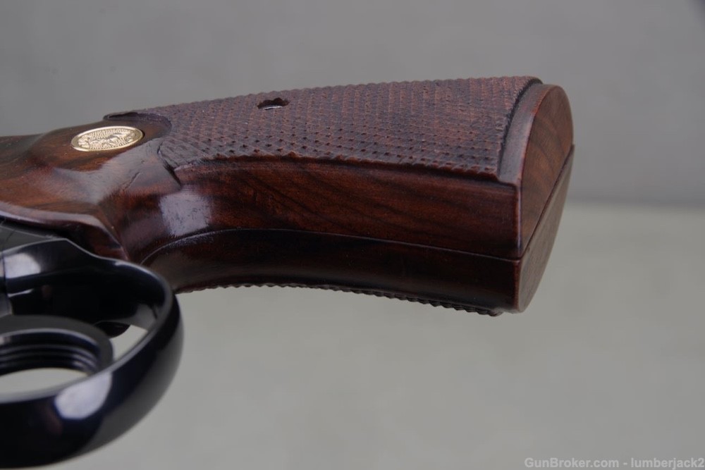 1967 Colt Python 357 Magnum 6'' Royal Blue with Original Box 99%-img-34