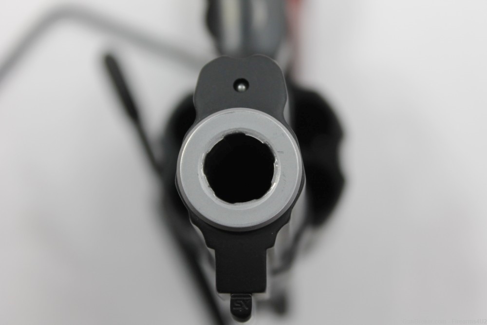 Smith & Wesson 329NG, .44MAG - NIGHT GUARD - *NO RESERVE* - RARE -img-4
