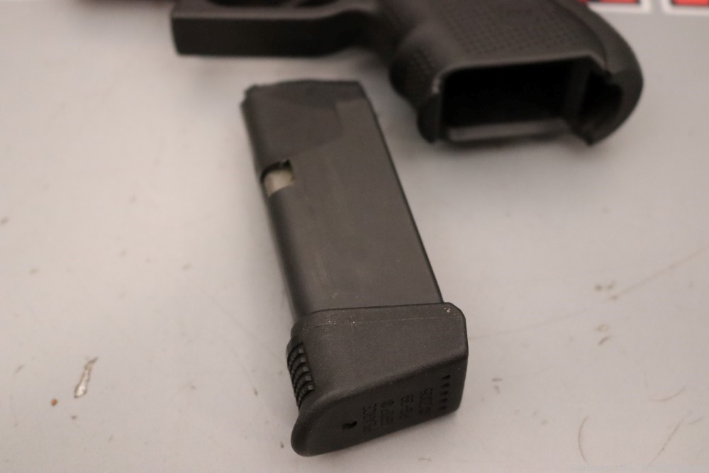 Glock 26 Gen4 9mm 3.42" w/ Box-img-30