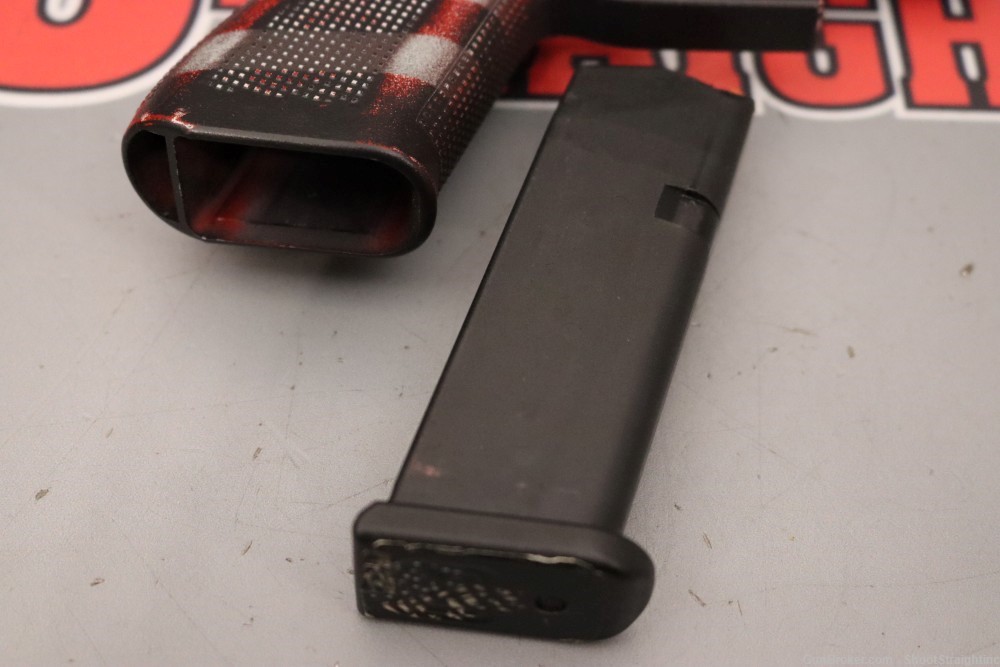 Glock 43X 9mm 3.41" w/ Box - US Flag Edition --img-33
