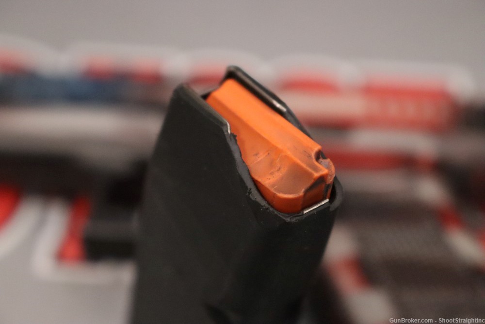 Glock 43X 9mm 3.41" w/ Box - US Flag Edition --img-36