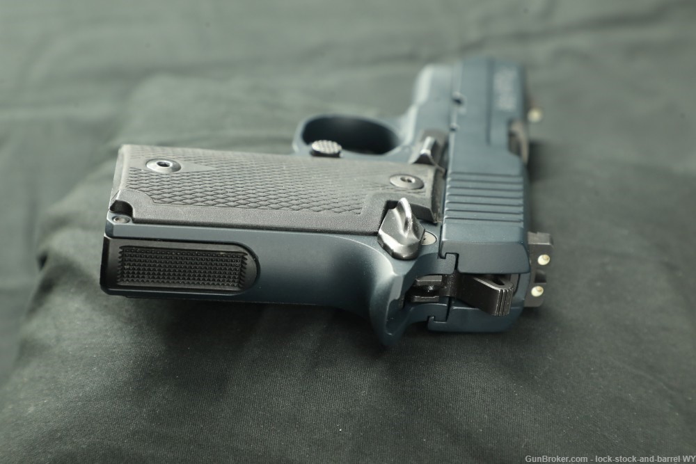 Sig Sauer P938 Nitron 9mm Micro-Compact Semi-Auto Pistol w/ Magazine-img-11