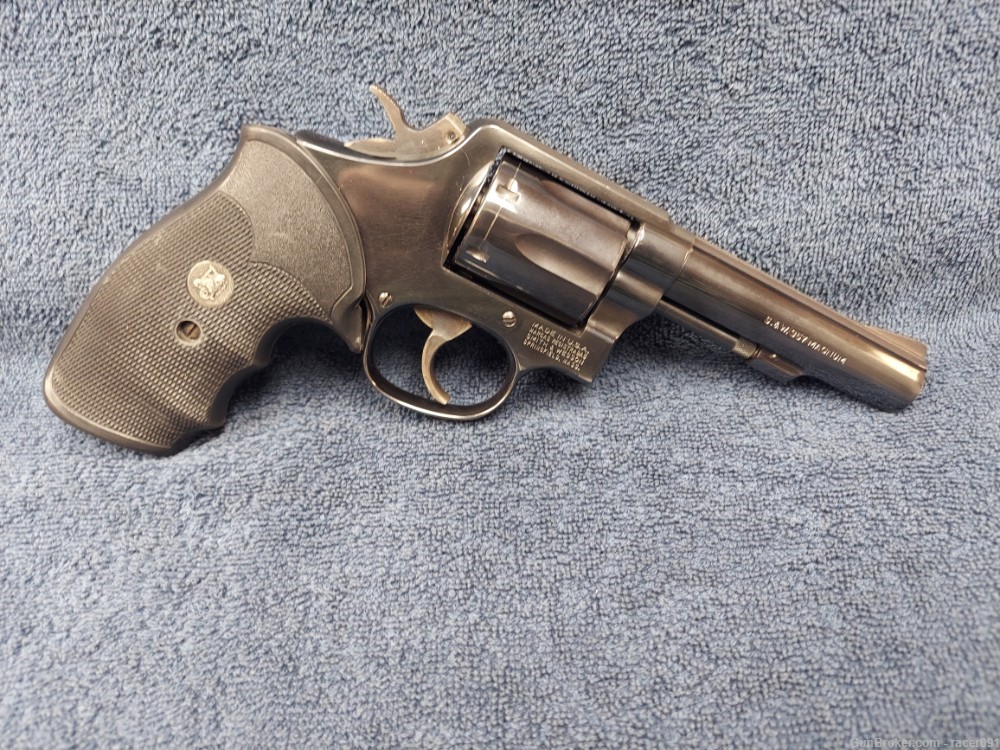 SMITH & WESSON MODEL 13-3 REVOLVER  .357 MAGNUM CAL.  4" BBL-img-2