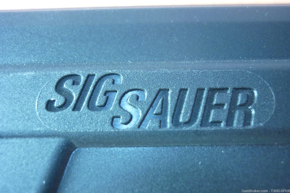 Sig Sauer P226 Holster BLK RH -img-4