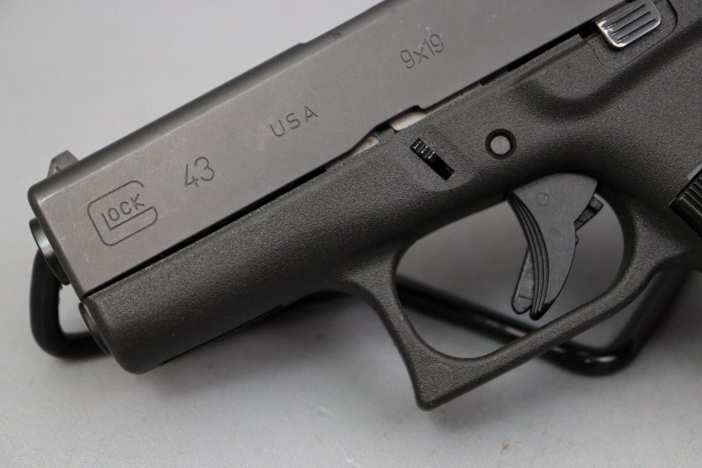 Glock G43 9mm 3.41" w/case-img-6