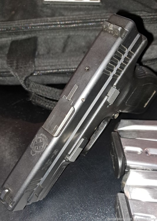 Springfield Armory XD-9 9MM XD9101 W/ Original Case, 5x 10rd Mags-img-2