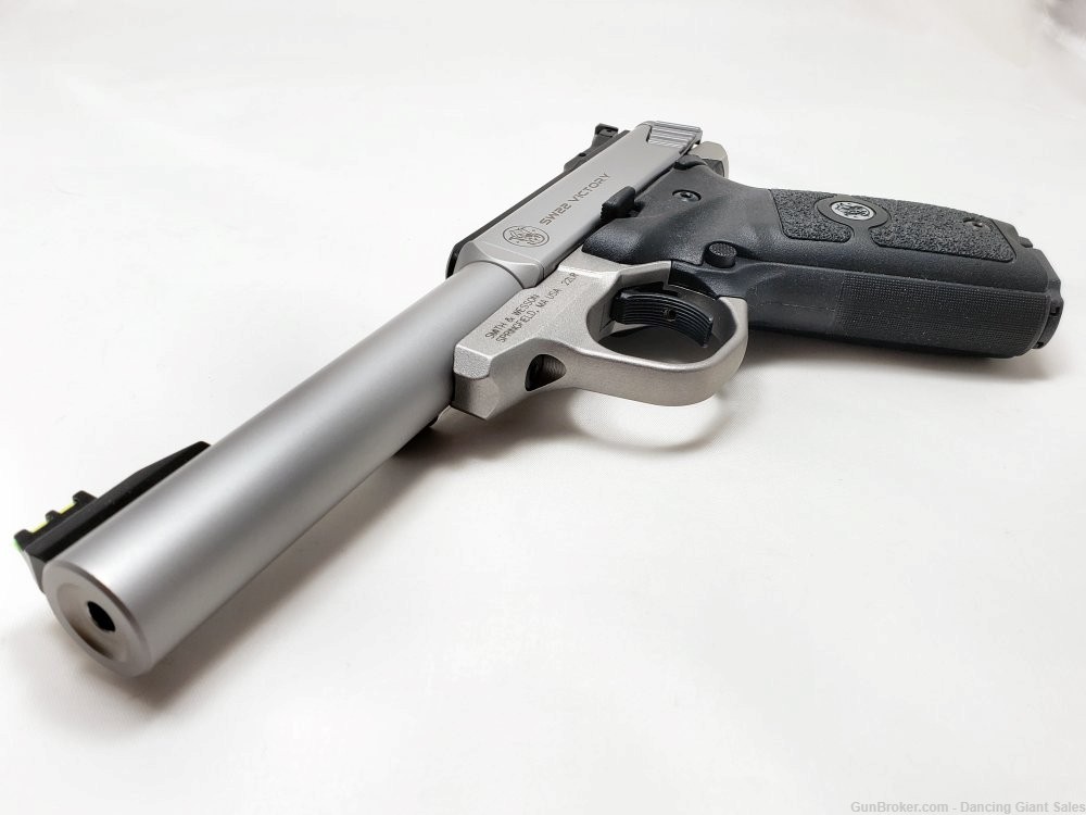 Smith & Wesson SW22 Victory .22 LR 108490-img-0