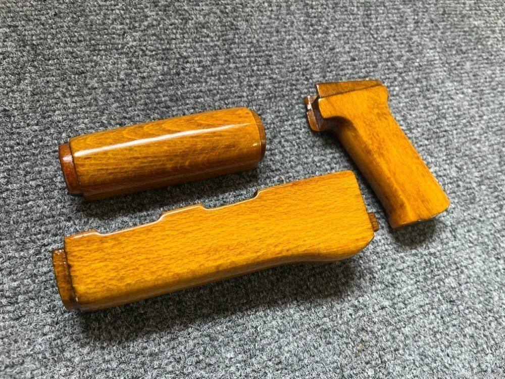 Sunburst Yellow Solid Wood AK Handguard + Pistol Grip Set-img-5