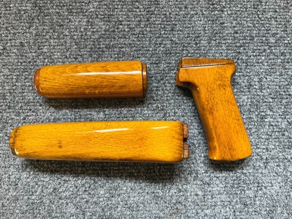 Sunburst Yellow Solid Wood AK Handguard + Pistol Grip Set-img-4