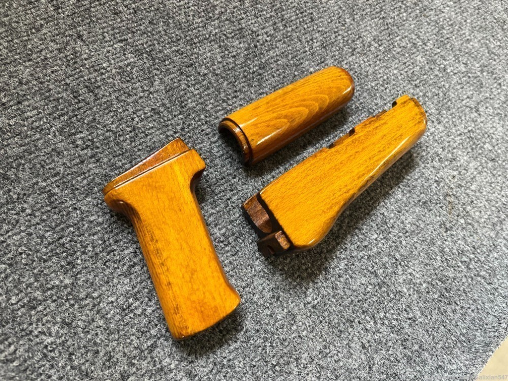 Sunburst Yellow Solid Wood AK Handguard + Pistol Grip Set-img-2