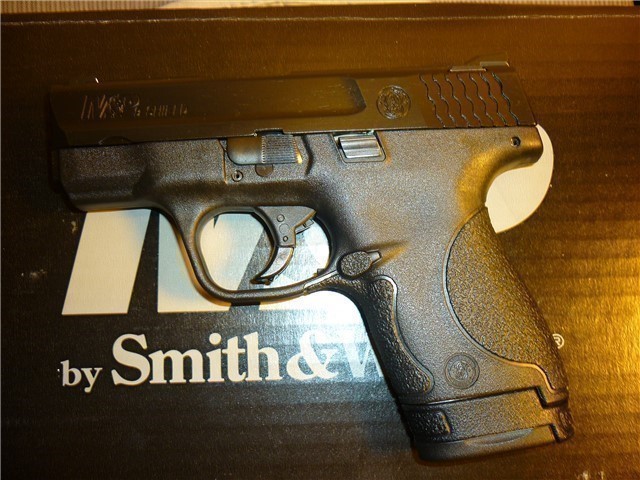 Smith & Wesson Shield 9MM no manual safety New-img-0
