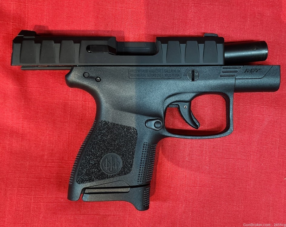 Beretta APX A1 Carry, 9mm Single-Stack Semi-Automatic Pistol -img-2