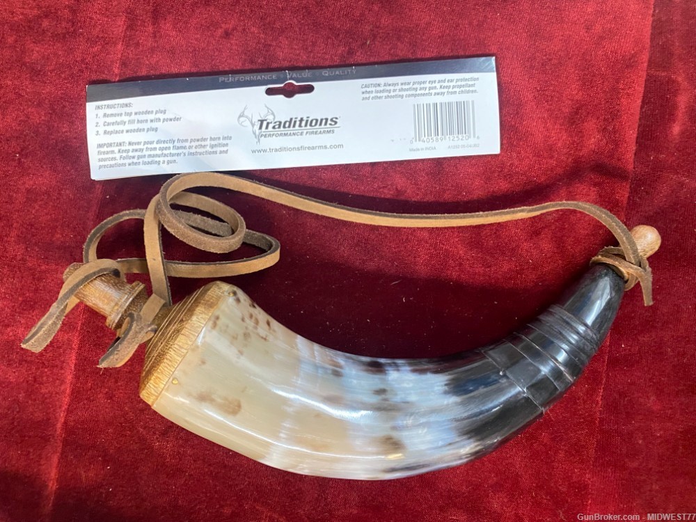 Traditions A1252 Authentic Powder Horn with Sling and Wood Cap-img-13