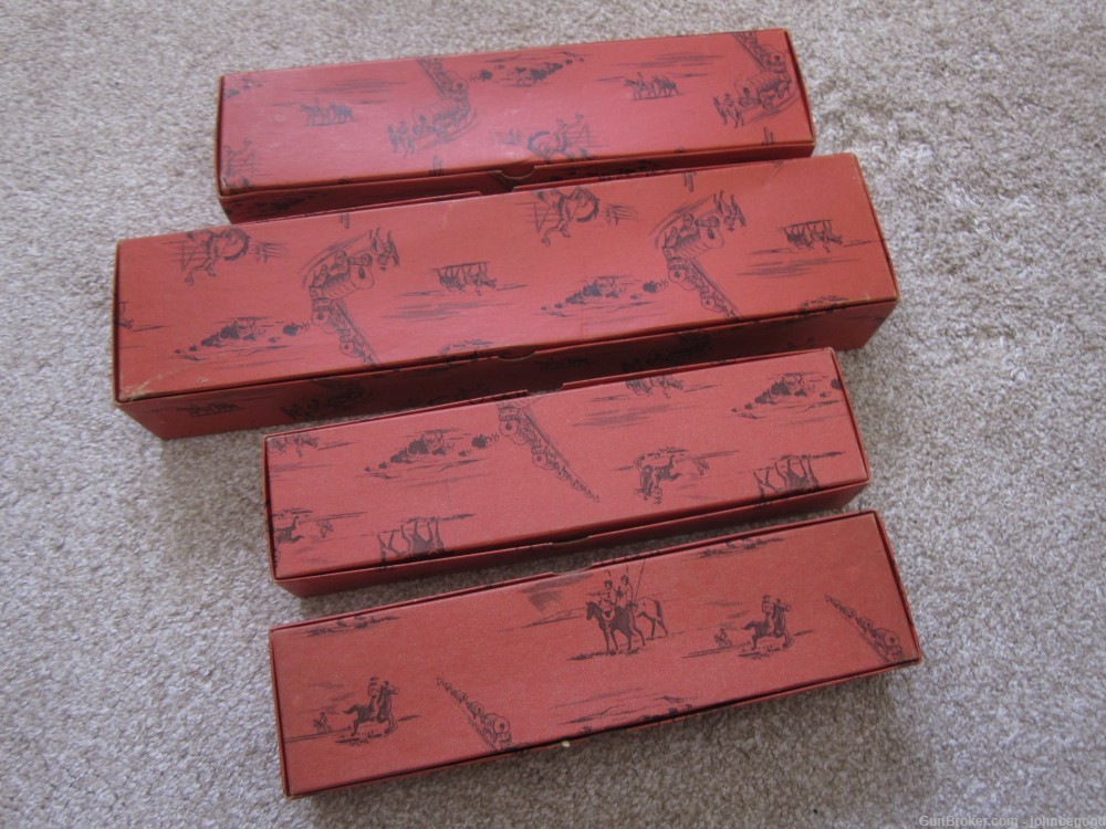 Vintage Camillus 4 Knife SET Hunting LK Ne in Boxes #1011 #1012 #1013 #1014-img-13