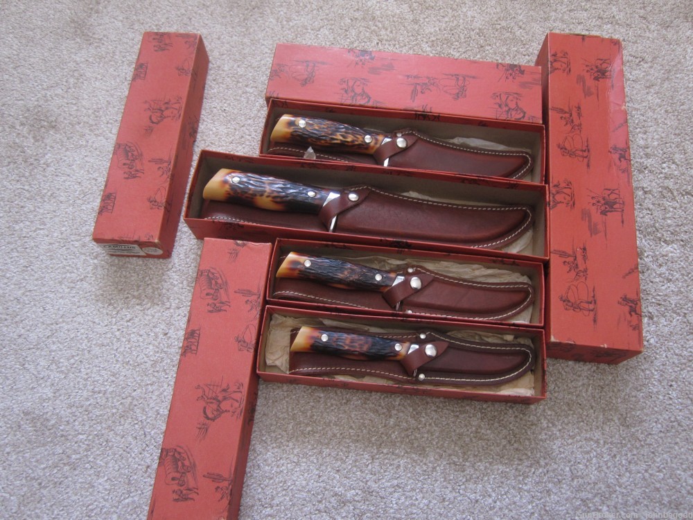 Vintage Camillus 4 Knife SET Hunting LK Ne in Boxes #1011 #1012 #1013 #1014-img-2