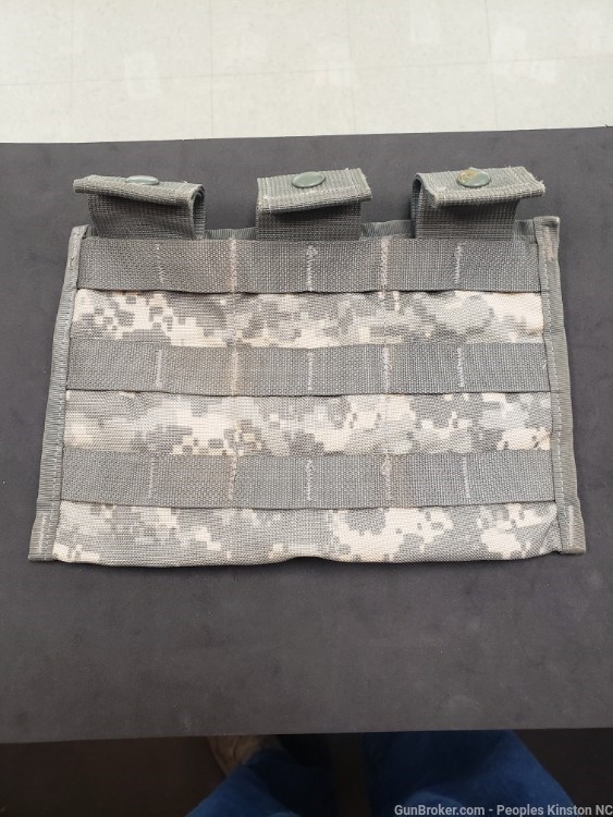 3 Magazine Tactical Pouch, Molle II M4 Three Mag Pouch Military-img-0