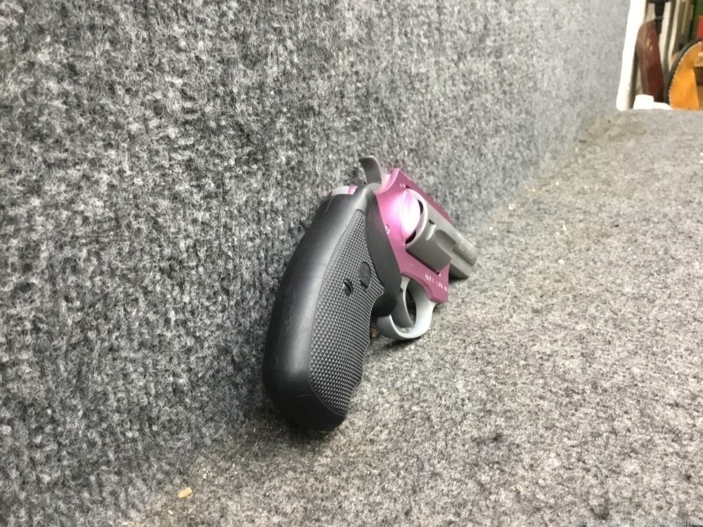 Charter Arms The Pink Lady .38SpL Revolver-img-4