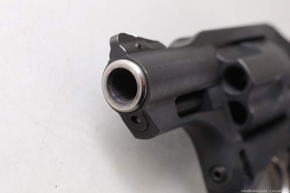 Ruger LCR 357 Magnum 2" 5 shot Hammerless w/ Case NO RESERVE!-img-3