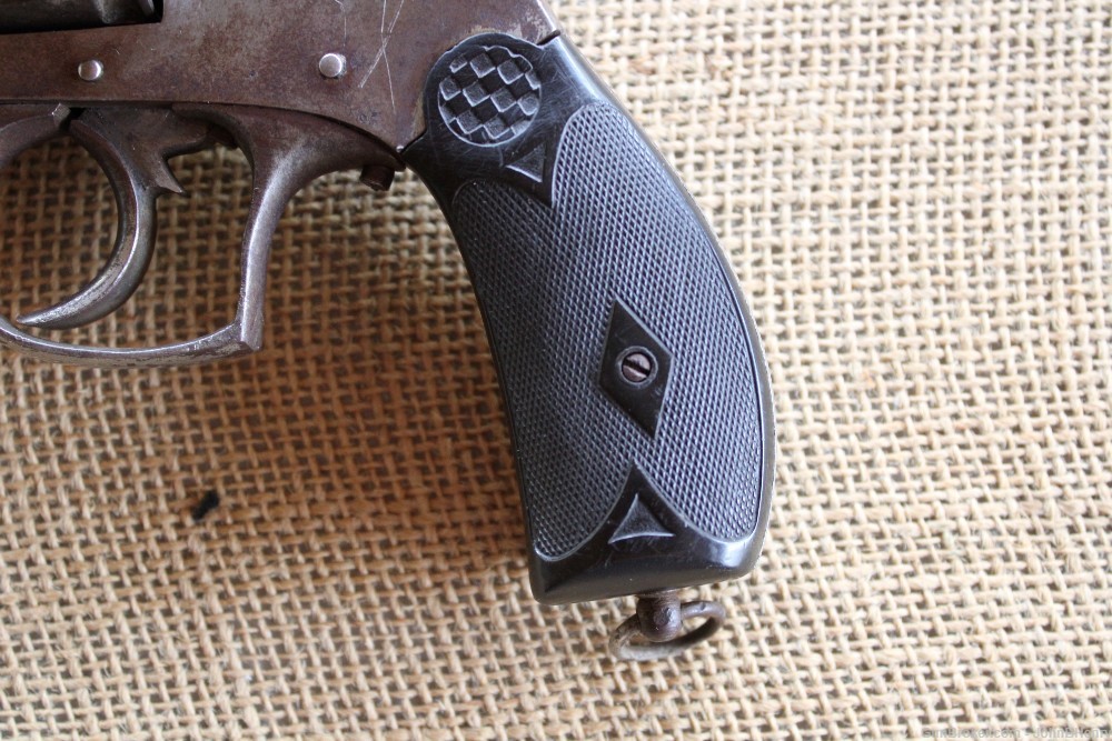 Belgian 44Win Caliber Revolver With Leather Belt and Holster -img-16