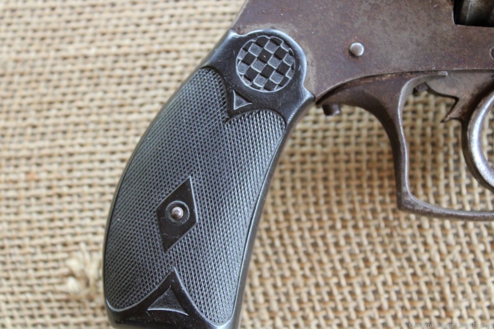 Belgian 44Win Caliber Revolver With Leather Belt and Holster -img-7