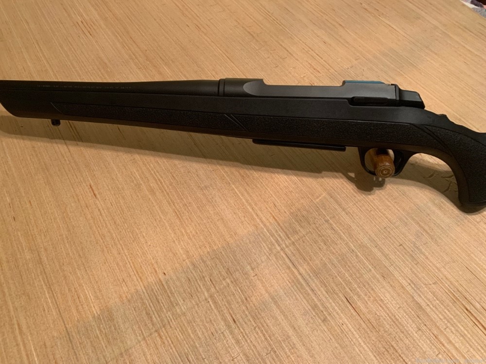 NEW BROWNING A-BOLT 7MM -img-2