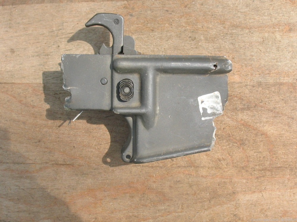 retro H&R M16A1 demilled lower Hammer bolt & magazine catch-img-3