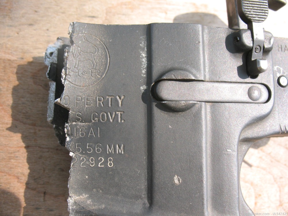 retro H&R M16A1 demilled lower Hammer bolt & magazine catch-img-1