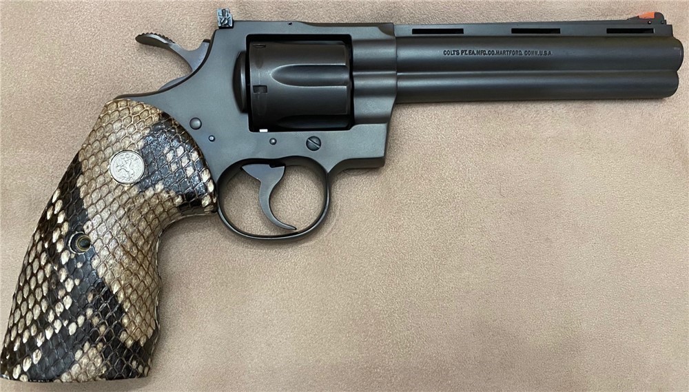 Python Skin Grips for Colt Python .357 Revolver w/Medallions GRIPS ONLY-img-2