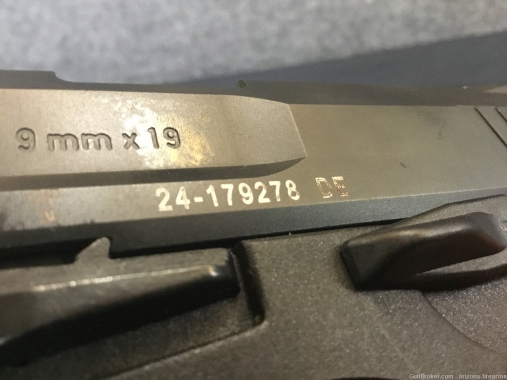 Heckler & Koch USP Expert SemiAuto Handgun 9mm Box, 2 mags w. Jet Funnel-img-9