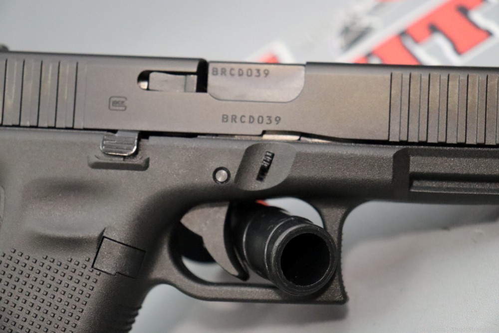 Glock 45 4.02" 9mm w/Box -img-9