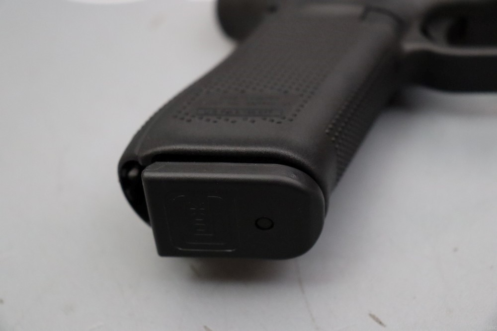Glock 45 4.02" 9mm w/Box -img-15