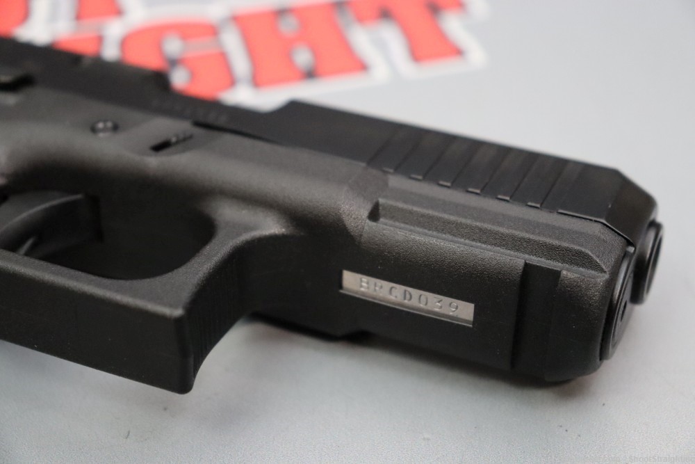 Glock 45 4.02" 9mm w/Box -img-18