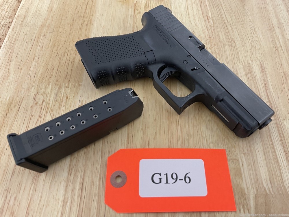 Glock 19 Gen4 9mm/9x19/9Para/9Luger Used 90-95% PD Trade-In 15rd Mag PENNY-img-1