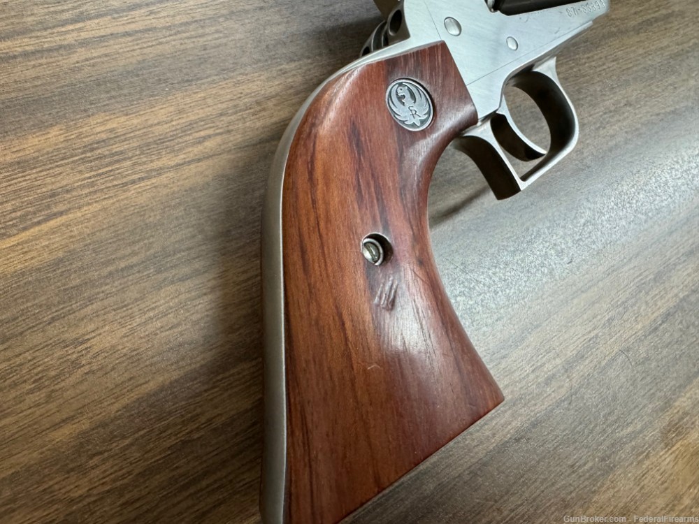 Ruger Super Blackhawk 44 Magnum 7.5" Satin Stainless Steel 6-Shot-img-12