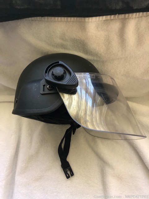 Kevlar Riot Helmet With Shield-img-0