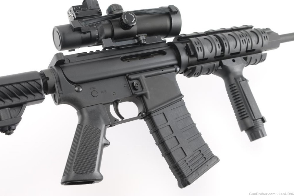 DPMS Pather A-15 in 5.56 with scope and red dot -img-1