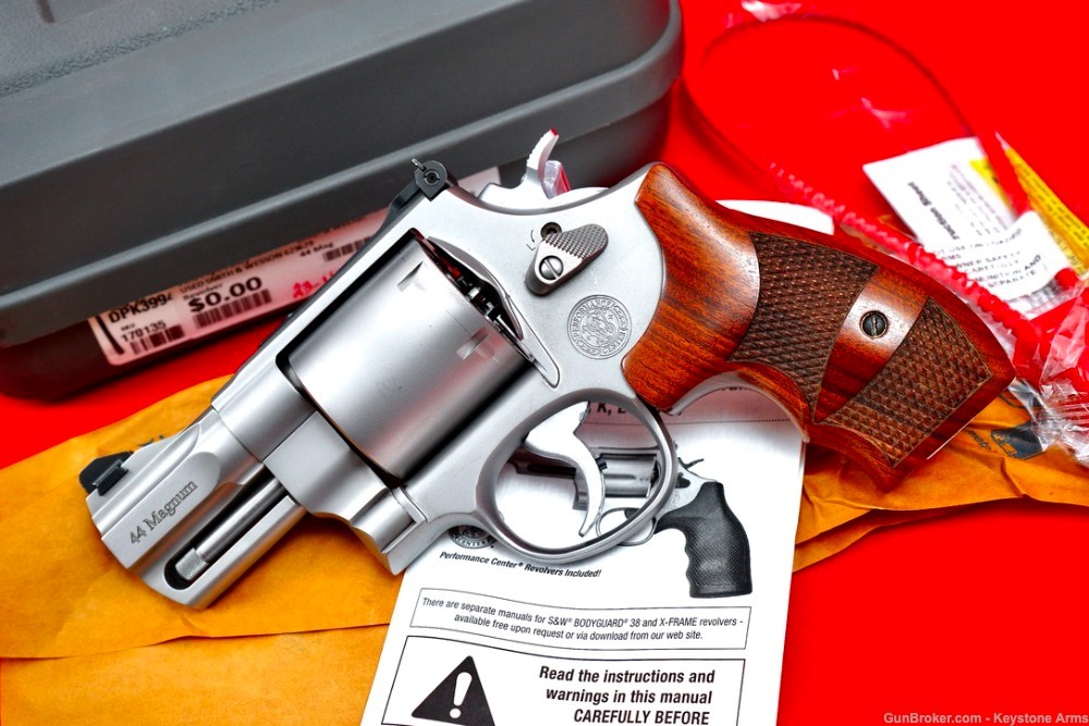 Awesome Smith & Wesson Performance Center 629 .44 Magnum LNIB-img-0