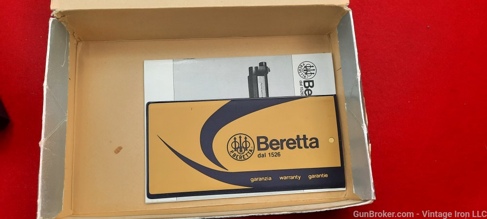 Beretta 92f 9mm Italian Made with box and papers! NR-img-8