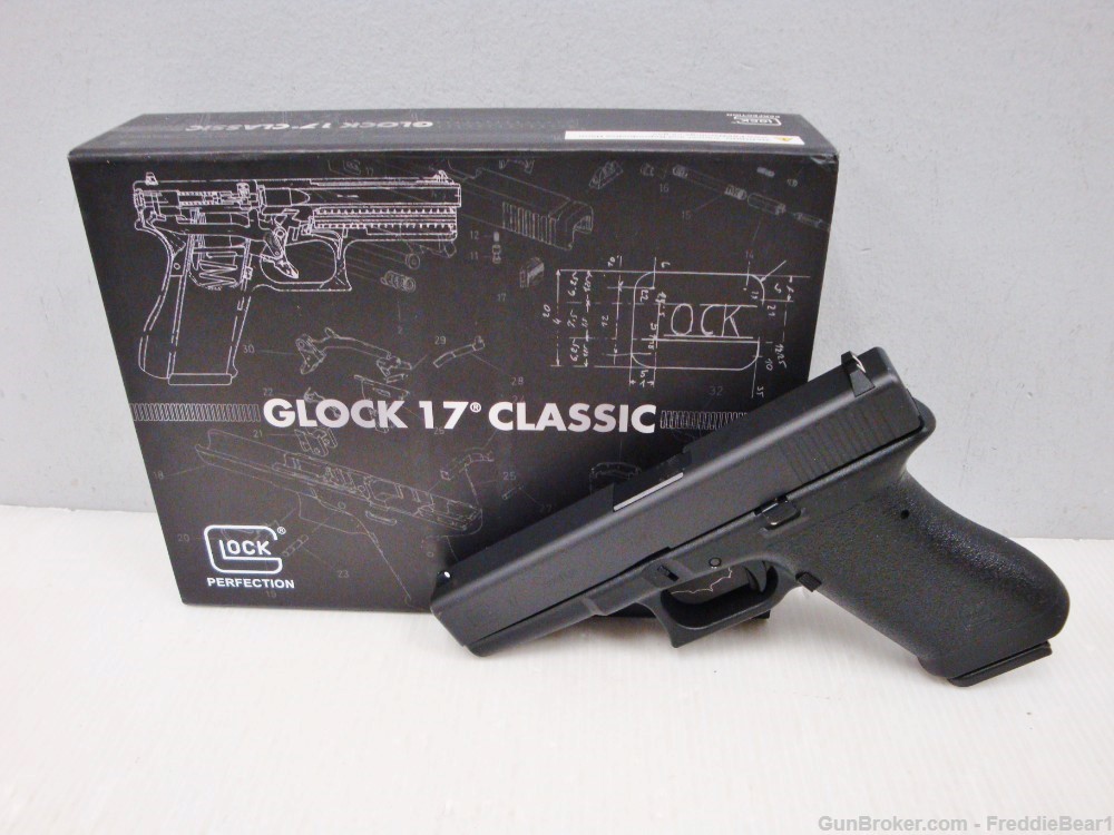 Glock G17 Gen1 Classic 9mm With ORIGINAL STYLE TUPPERWARE BOX - NEW!-img-0