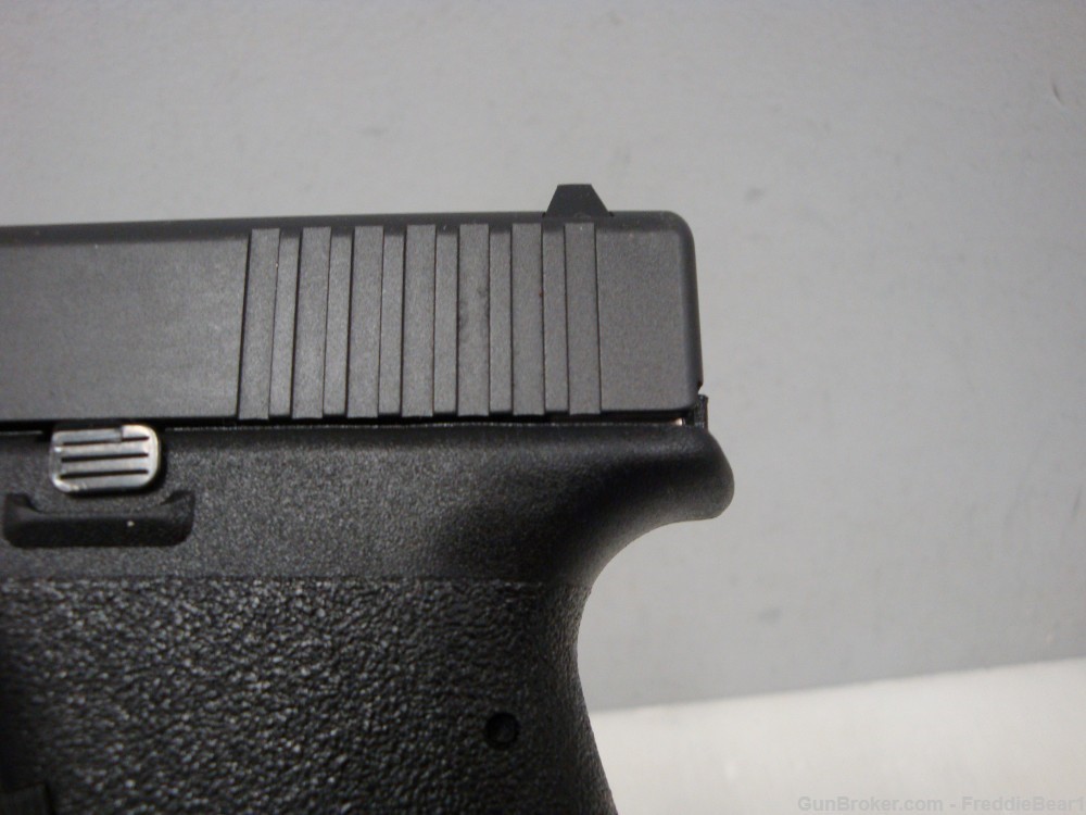 Glock G17 Gen1 Classic 9mm With ORIGINAL STYLE TUPPERWARE BOX - NEW!-img-18