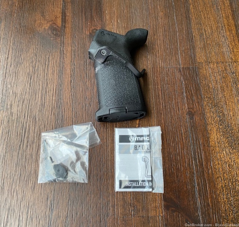 Magpul MOE Pistol Grip + BAD Lever -img-4