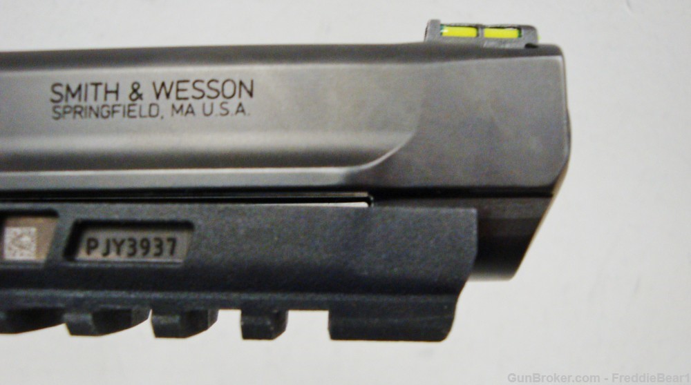 Smith & Wesson M&P 22 Mag Optics Ready Thumb Safety 4.35” Bbl. New in Box-img-5