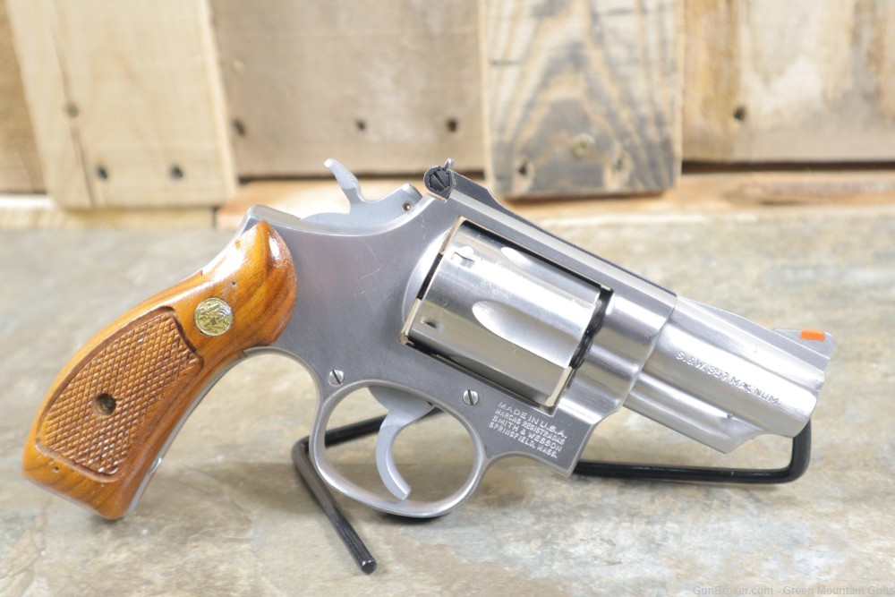 Rare Gorgeous Smtih & Wesson 66-2 2.5Inch 357Mag Penny Bid NO RESERVE-img-1