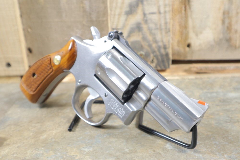 Rare Gorgeous Smtih & Wesson 66-2 2.5Inch 357Mag Penny Bid NO RESERVE-img-2