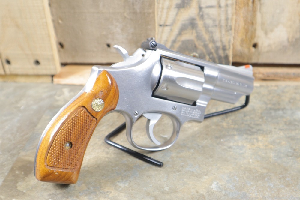 Rare Gorgeous Smtih & Wesson 66-2 2.5Inch 357Mag Penny Bid NO RESERVE-img-5
