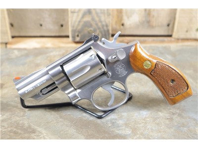 Rare Gorgeous Smtih & Wesson 66-2 2.5Inch 357Mag Penny Bid NO RESERVE