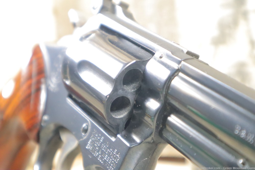 Beautiful Smtih & Wesson Model 19-3 .357Mag Penny Bid NO RESERVE-img-11