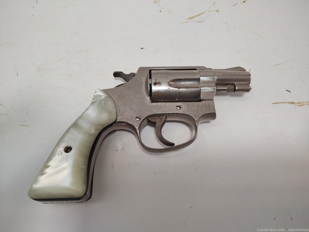 Smith & Wesson S&W model 36 .38 special 5 shot revolver-img-2