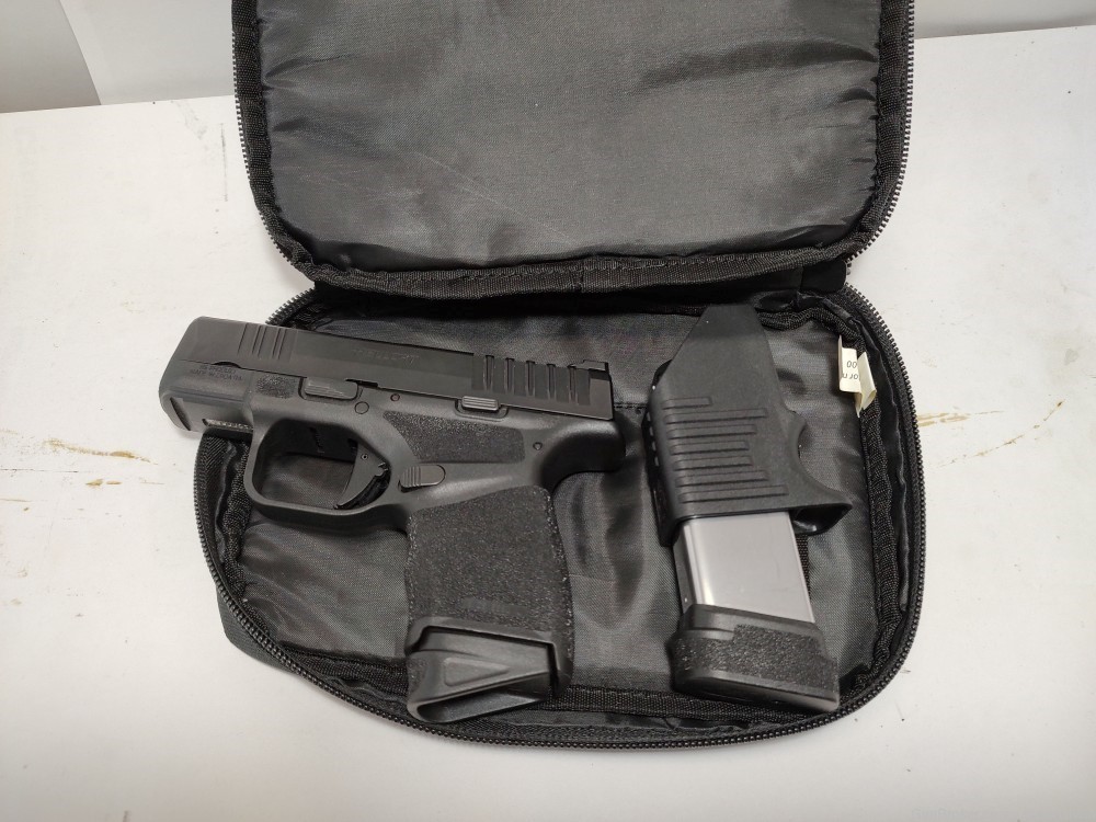 Springfield Armory Hellcat 9 MM semi auto pistol-img-0